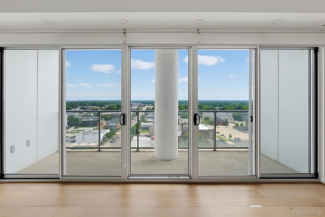 Condo in Royal Oak, Michigan, United States 5 - 18440401
