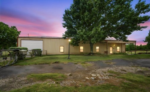 House in Midlothian, Texas, United States 1