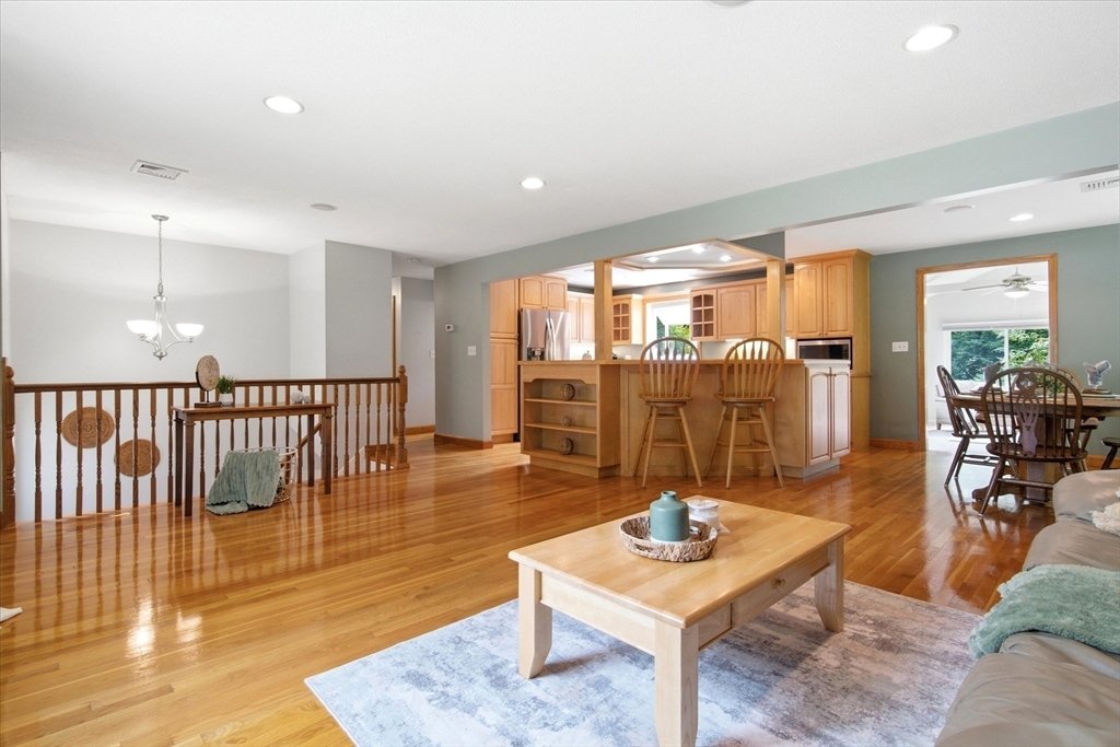 House in Northborough, Massachusetts, United States 4 - 18442679