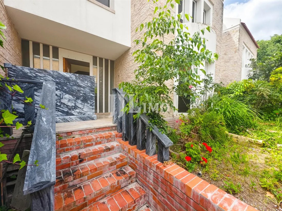 Townhouse in Parque das Nacoes, Lisbon, Portugal 1 - 18435902