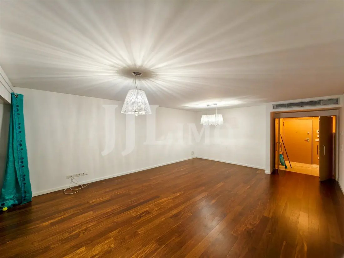Apartment in Alvalade, Lisbon, Portugal 3 - 18436092
