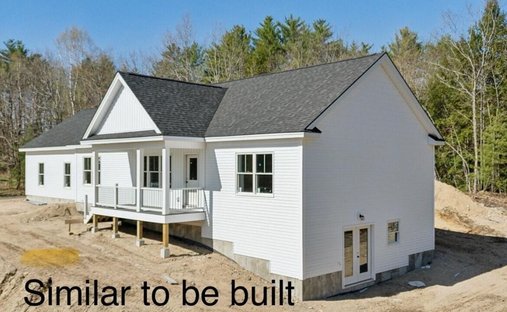 House in Standish, Maine, United States 1