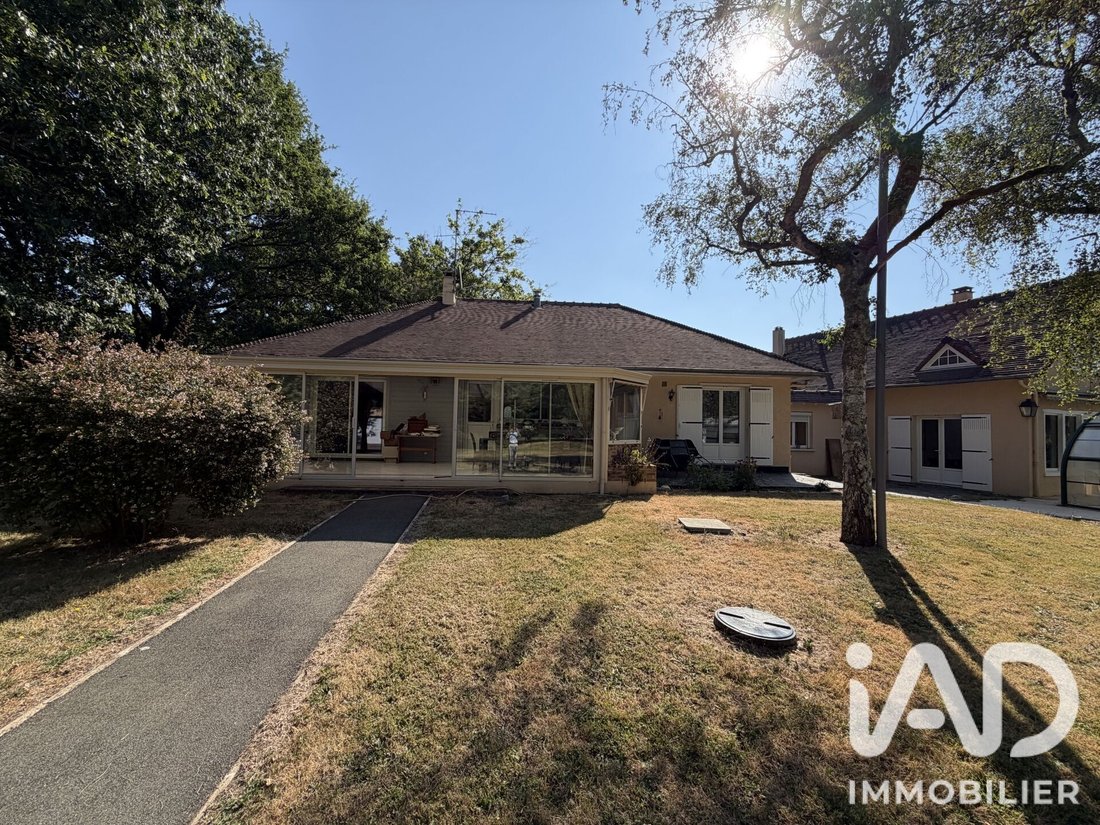 House in Arrondissement of Le Mans, Pays de la Loire, France 2 - 18438640