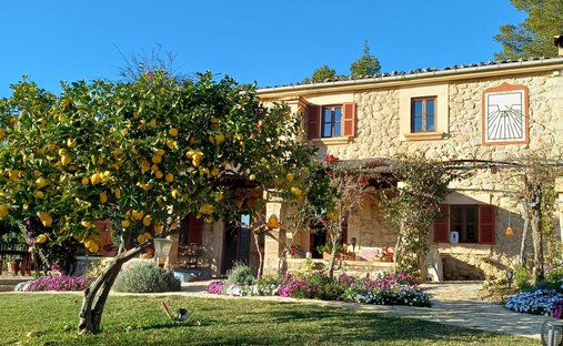 Finca in Andratx, Balearische Inseln, Spanien 1