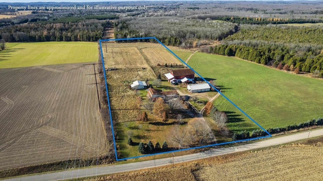 House in Tigerton, Wisconsin, United States 4 - 18436634