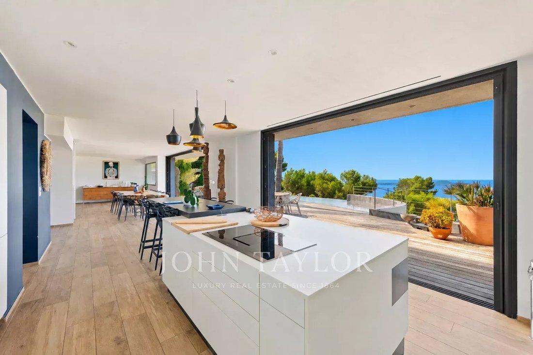 Villa en Hyères, Provenza-Alpes-Costa Azul, Francia 5 - 18438022