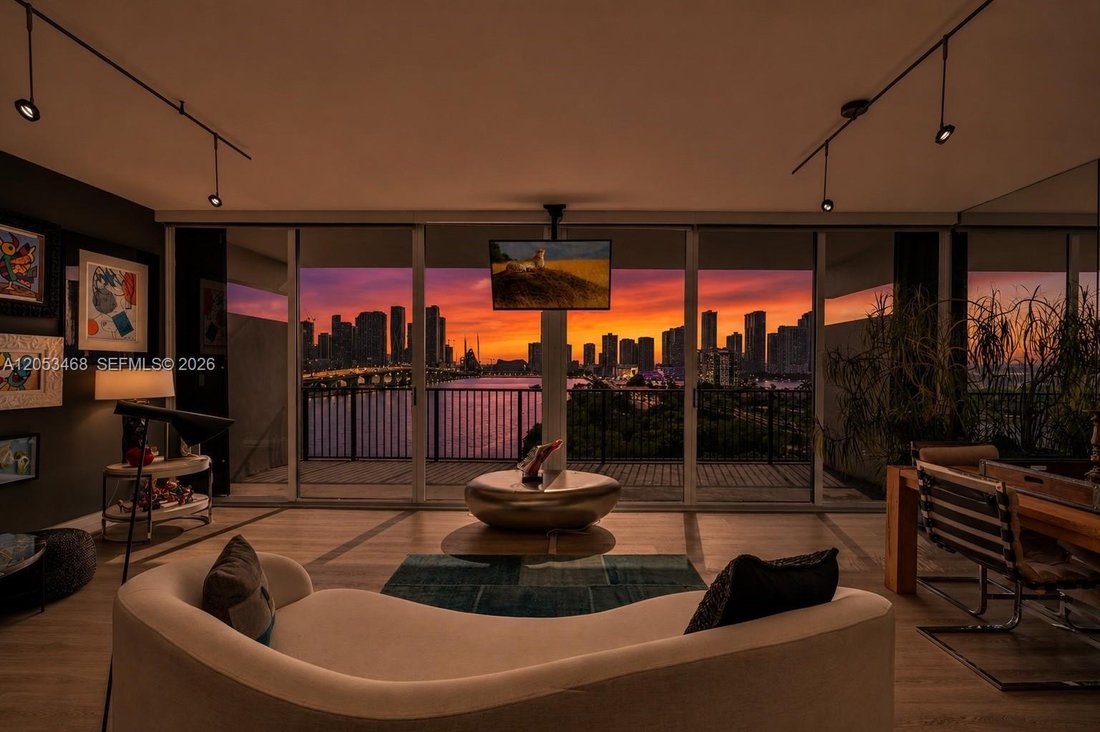 Condo in Miami Beach, Florida, United States 5 - 18440588
