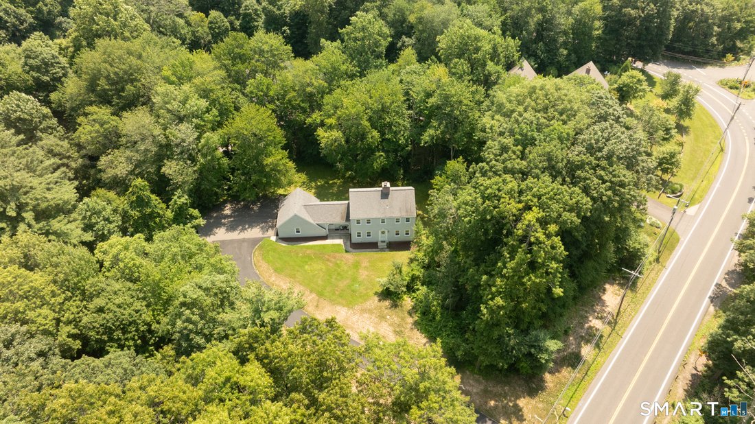 Middlebury, Connecticut, United States 2 - 18438740