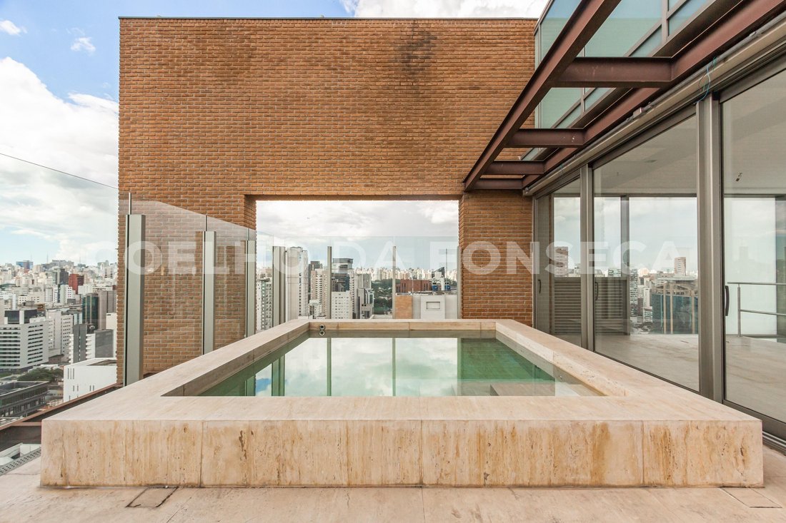 Condo in São Paulo, State of São Paulo, Brazil 2 - 17640166