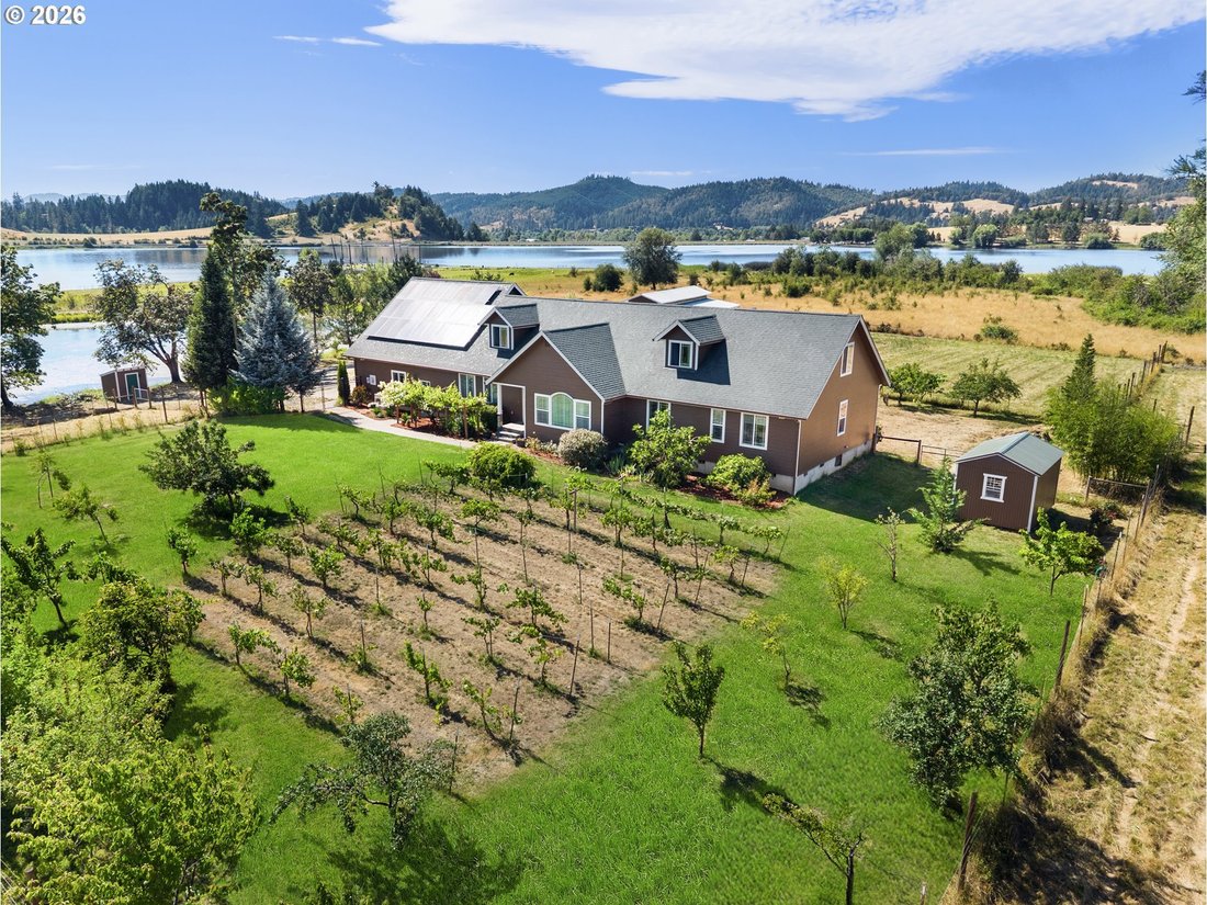 House in Sutherlin, Oregon, United States 1 - 18442676