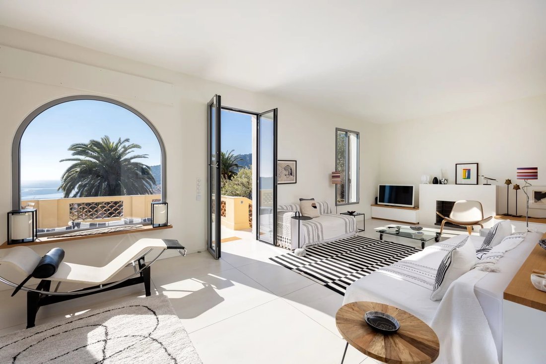 Villa in French Riviera, Provence-Alpes-Côte d'Azur, France 3 - 18438182