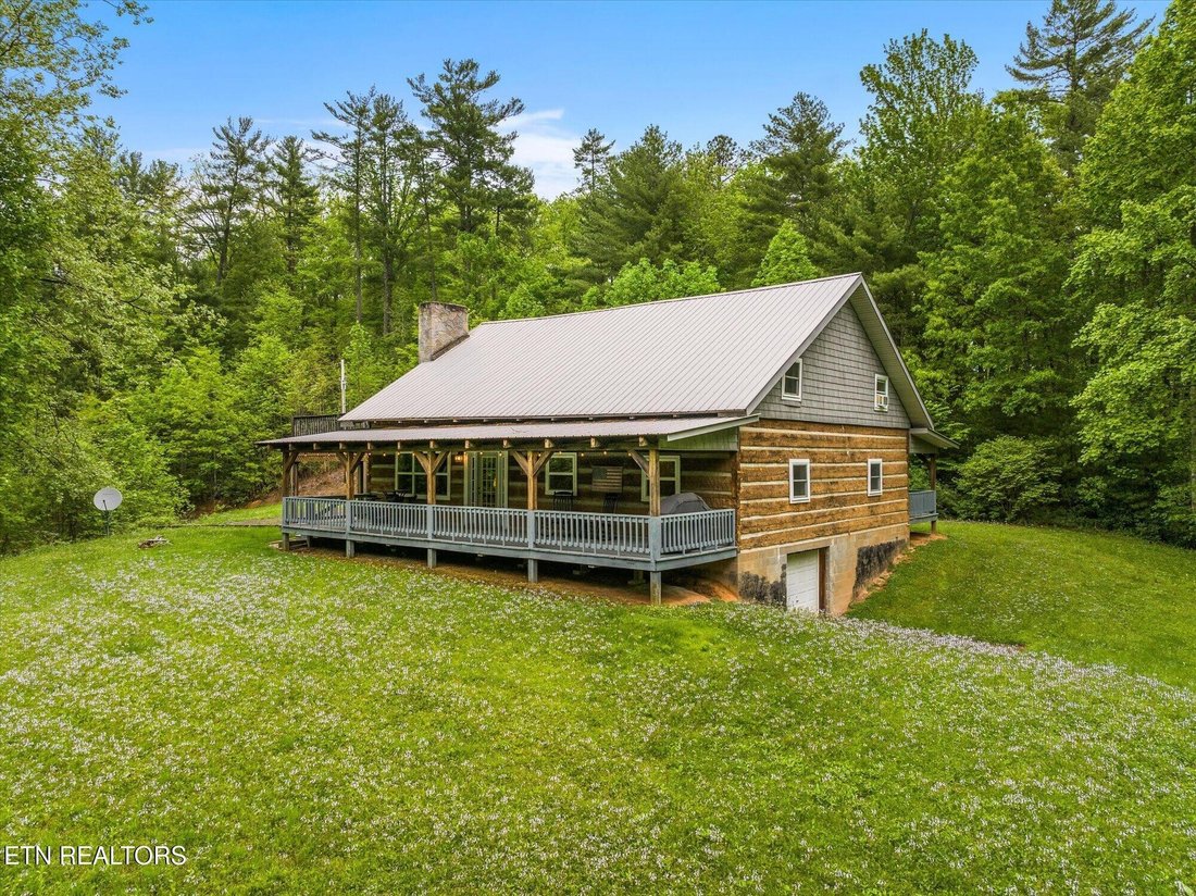 House in Hartford, Tennessee, United States 1 - 18440125