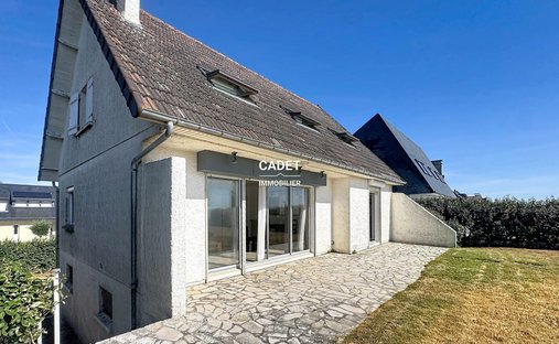 Villa in Saint-Pair-sur-Mer, Normandy, France 1