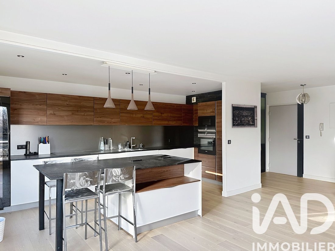 Apartment in Nogent-sur-Marne, Ile-de-France, France 2 - 18435407