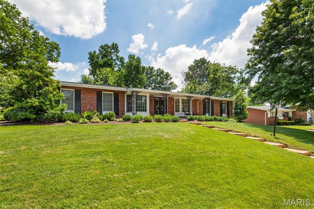 House in Warson Woods, Missouri, United States 2 - 18439961