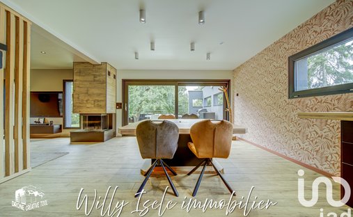 House in Vitry-sur-Orne, Grand Est, France 1