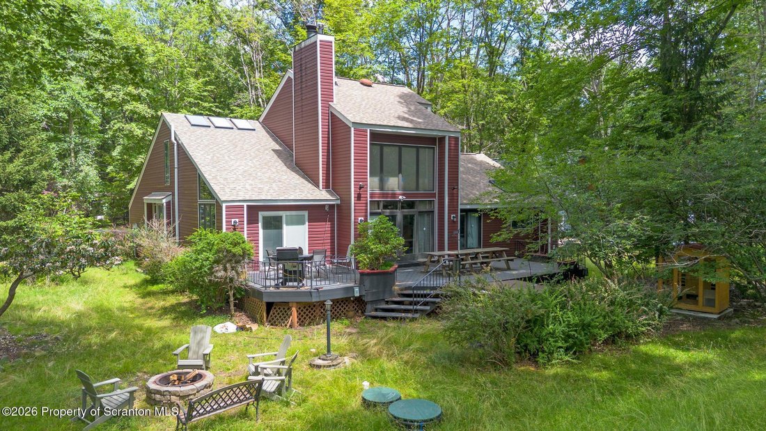 House in Pocono Pines, Pennsylvania, United States 5 - 18438385