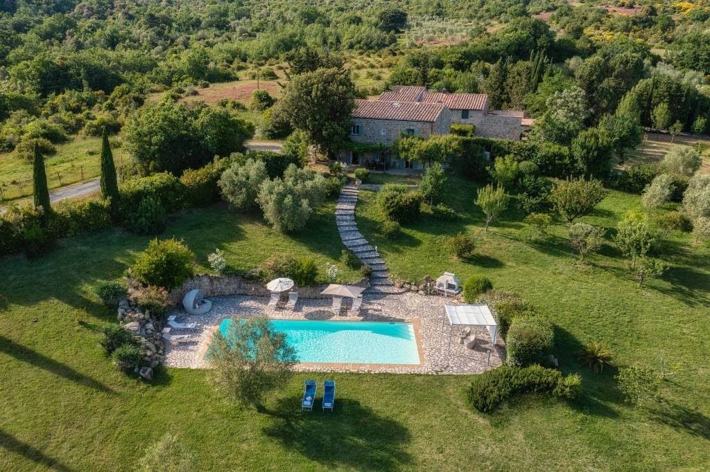 Country House in Volterra, Tuscany, Italy 1 - 18439036