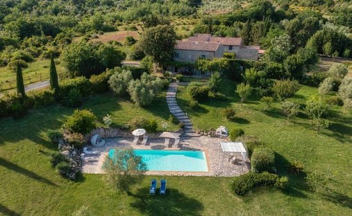 Casa di campagna a Volterra, Toscana, Italia 1