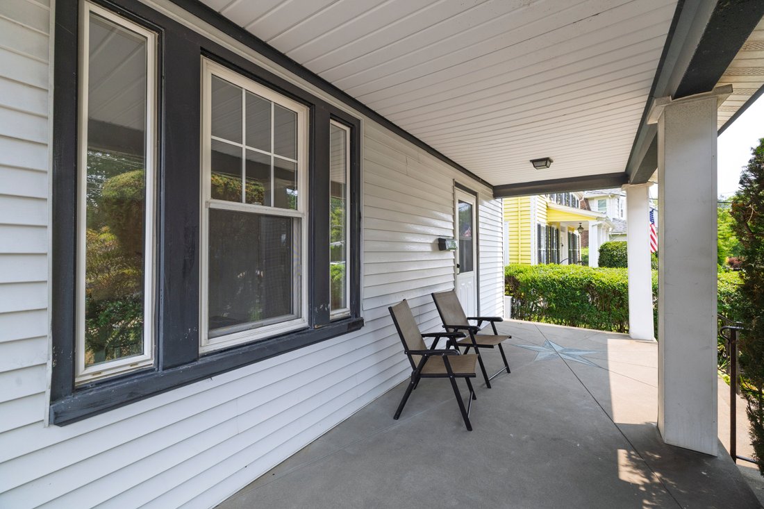 House in Lynbrook, New York, United States 2 - 18438415