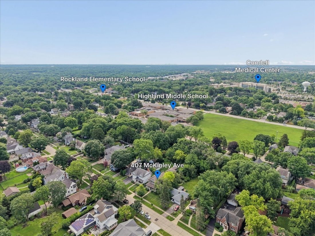 House in Libertyville, Illinois, United States 2 - 18441556