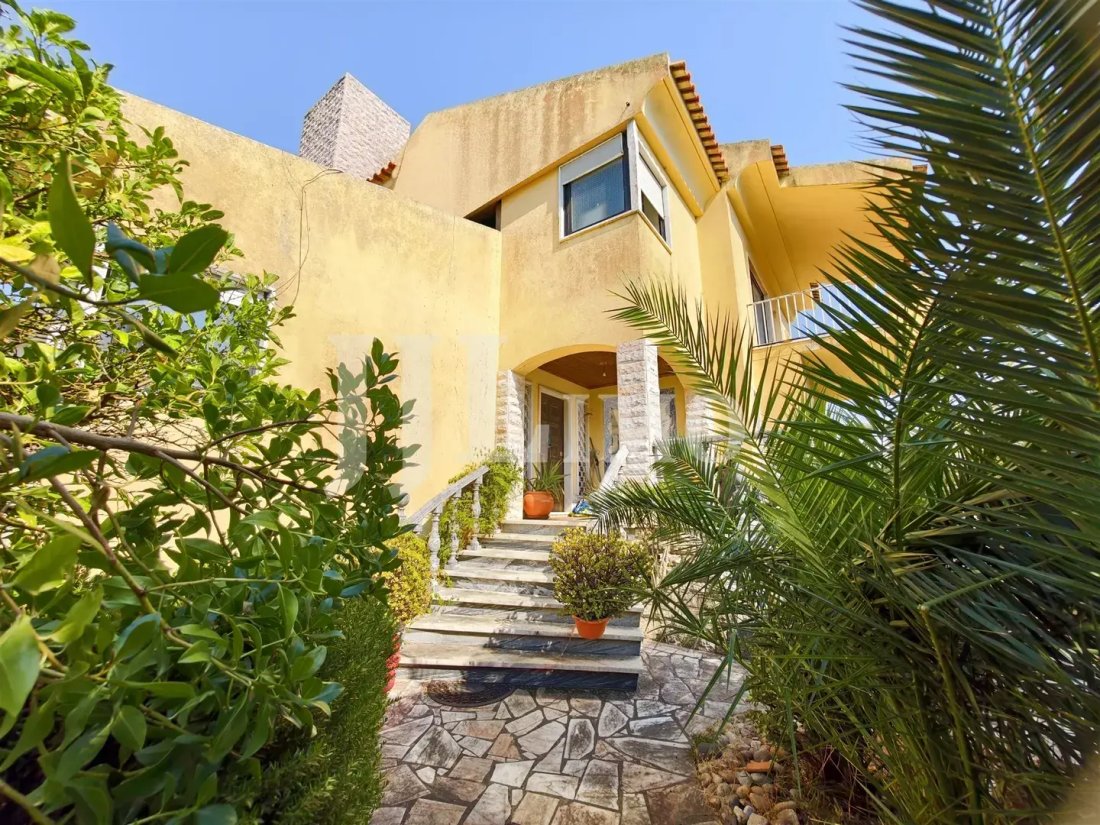 House in Cascais e Estoril, Lisbon, Portugal 1 - 18435806