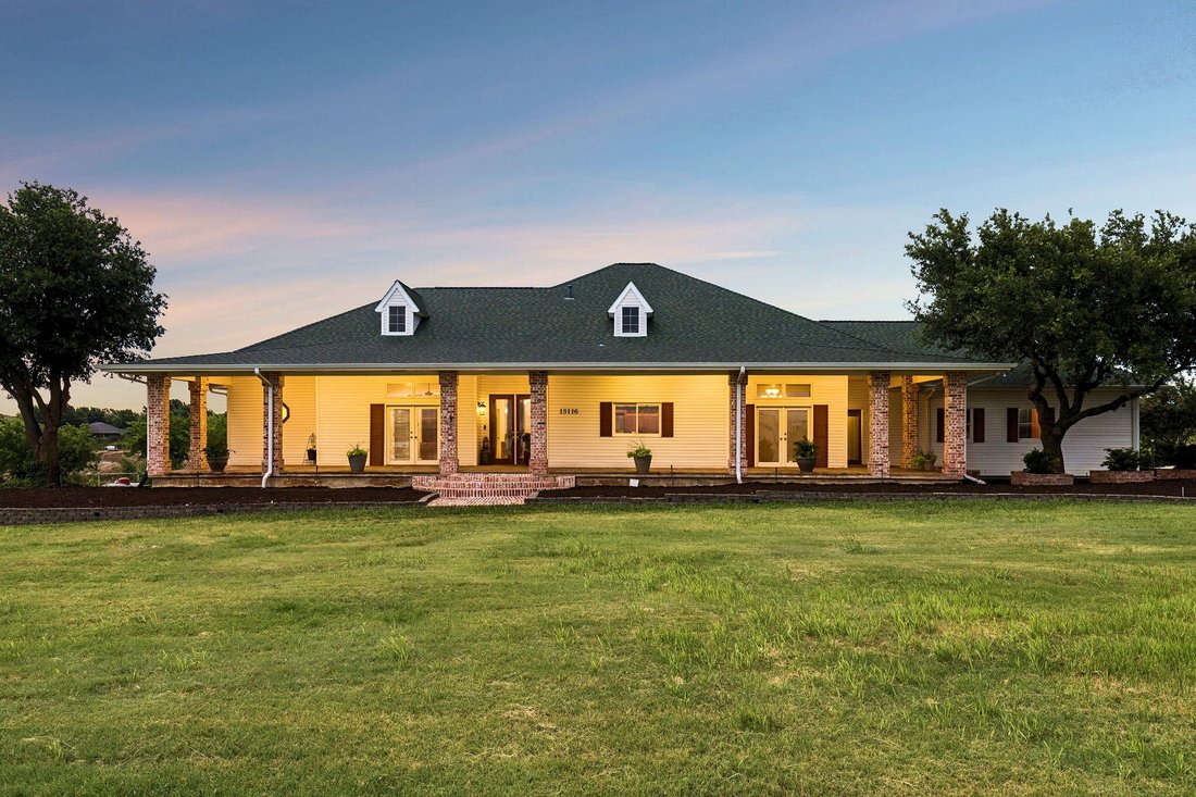 House in Fort Worth, Texas, United States 1 - 18440527