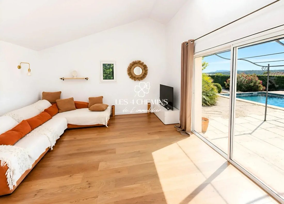 House in Greasque, Provence-Alpes-Côte d'Azur, France 5 - 18439609