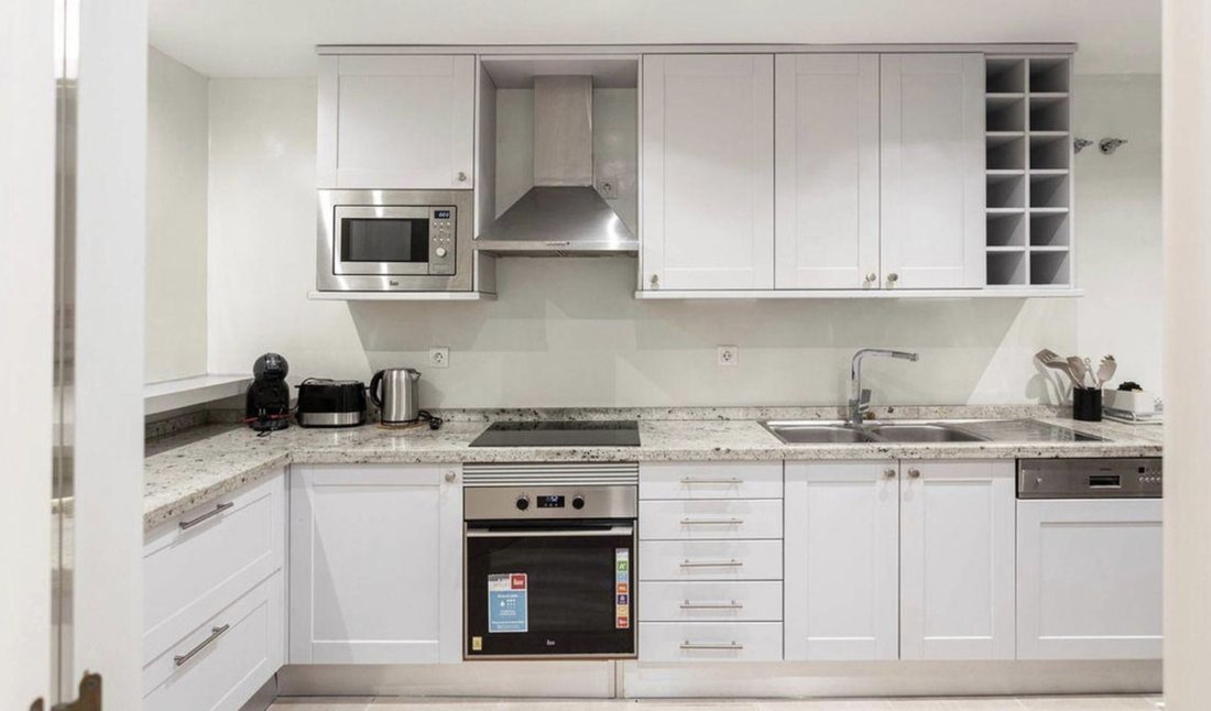Apartment in San Pedro de Alcantara, Andalusia, Spain 4 - 18435004