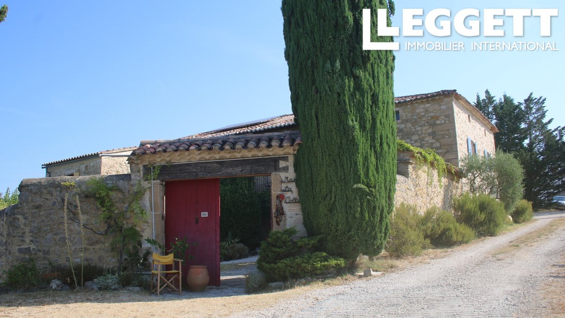 Villa in Vallon-Pont-d'Arc, Auvergne-Rhône-Alpes, France 2 - 18440968
