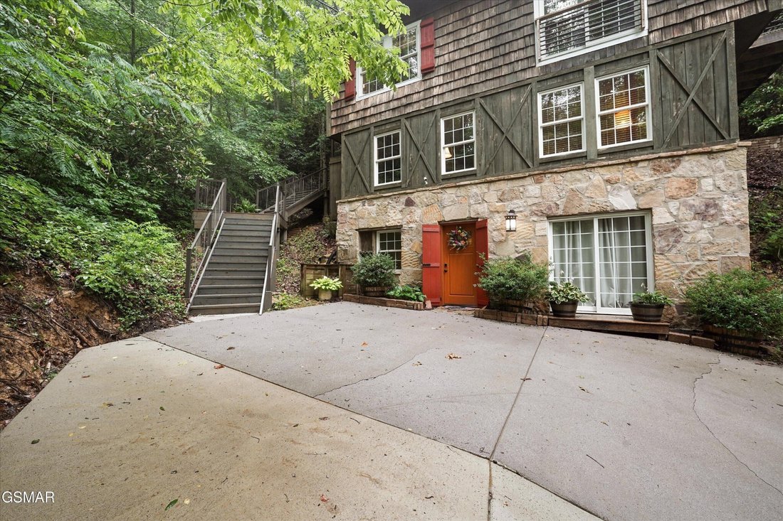 House in Gatlinburg, Tennessee, United States 5 - 18437040