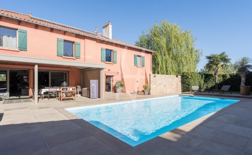 Villa a Jury, Grande Est, Francia 1