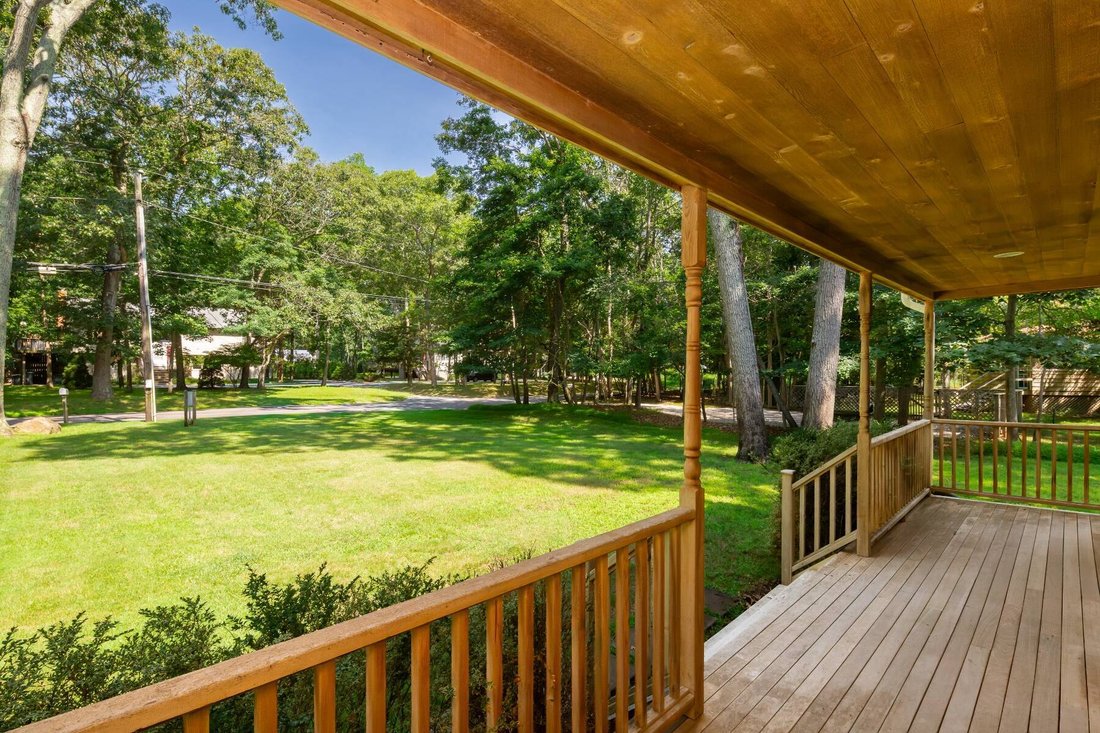 House in East Hampton, New York, United States 5 - 18435551