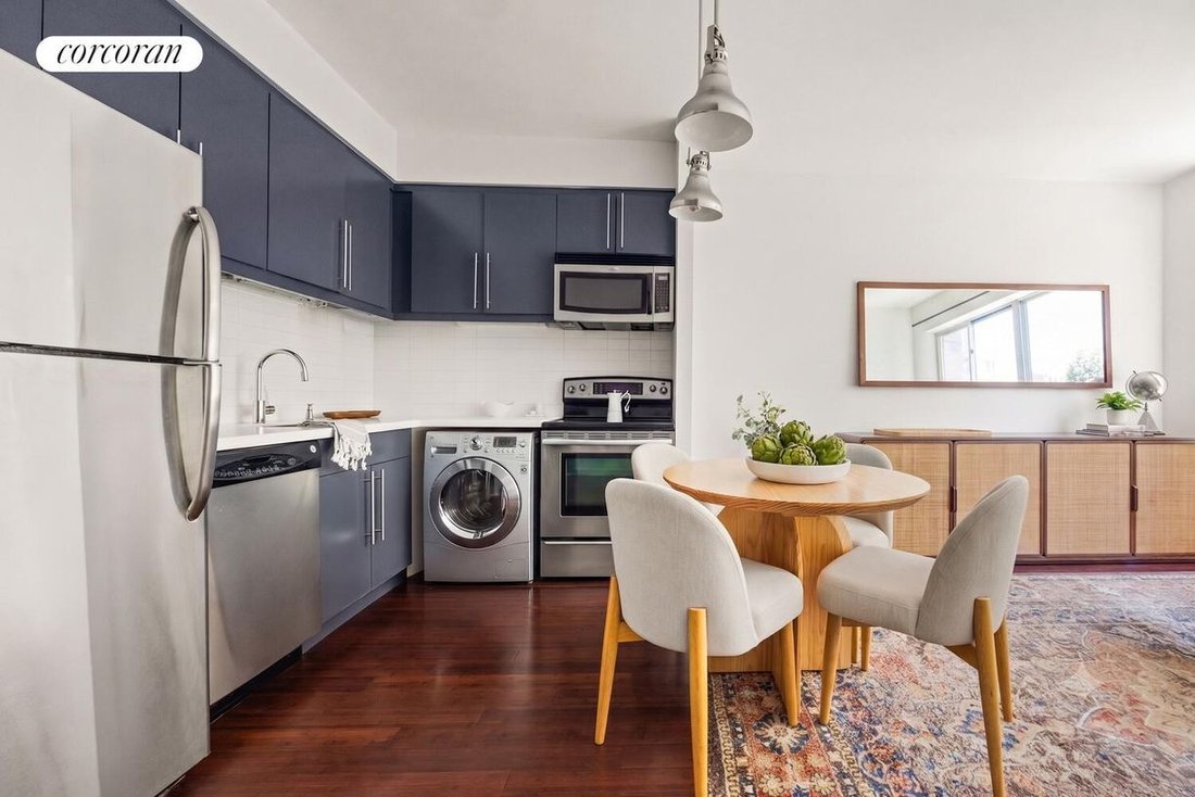 Condo in New York, New York, United States 3 - 18144089