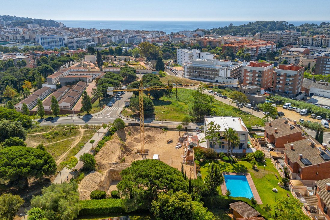 Villa in Lloret de Mar, Catalonia, Spain 5 - 18439239