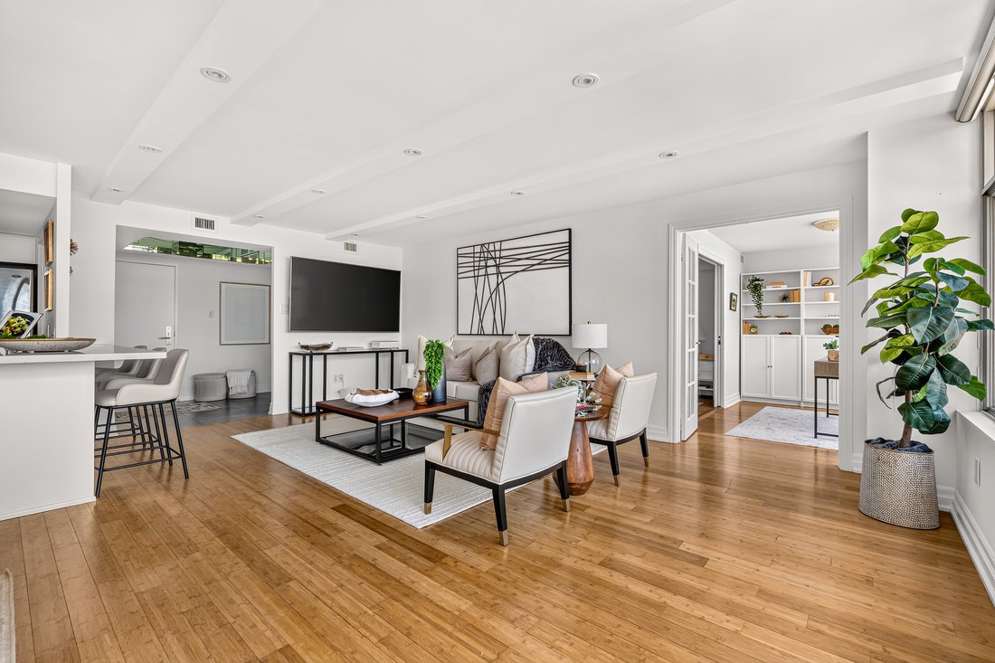 Condo in Toronto, Ontario, Canada 4 - 18441541