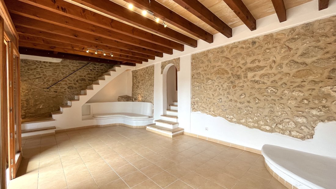 Townhouse in Mancor de la Vall, Balearic Islands, Spain 1 - 18441092