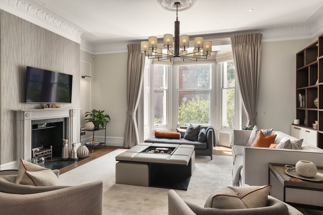 Apartment in South Kensington, Kensington And Chelsea, England 1 - 18439590