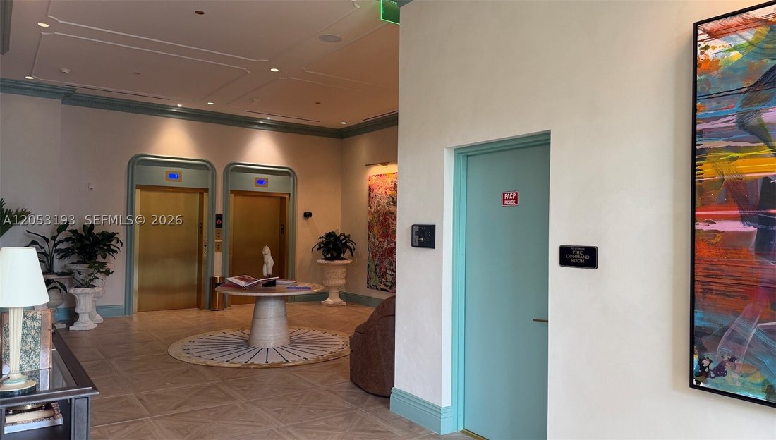 Condo in Miami, Florida, United States 5 - 18436553