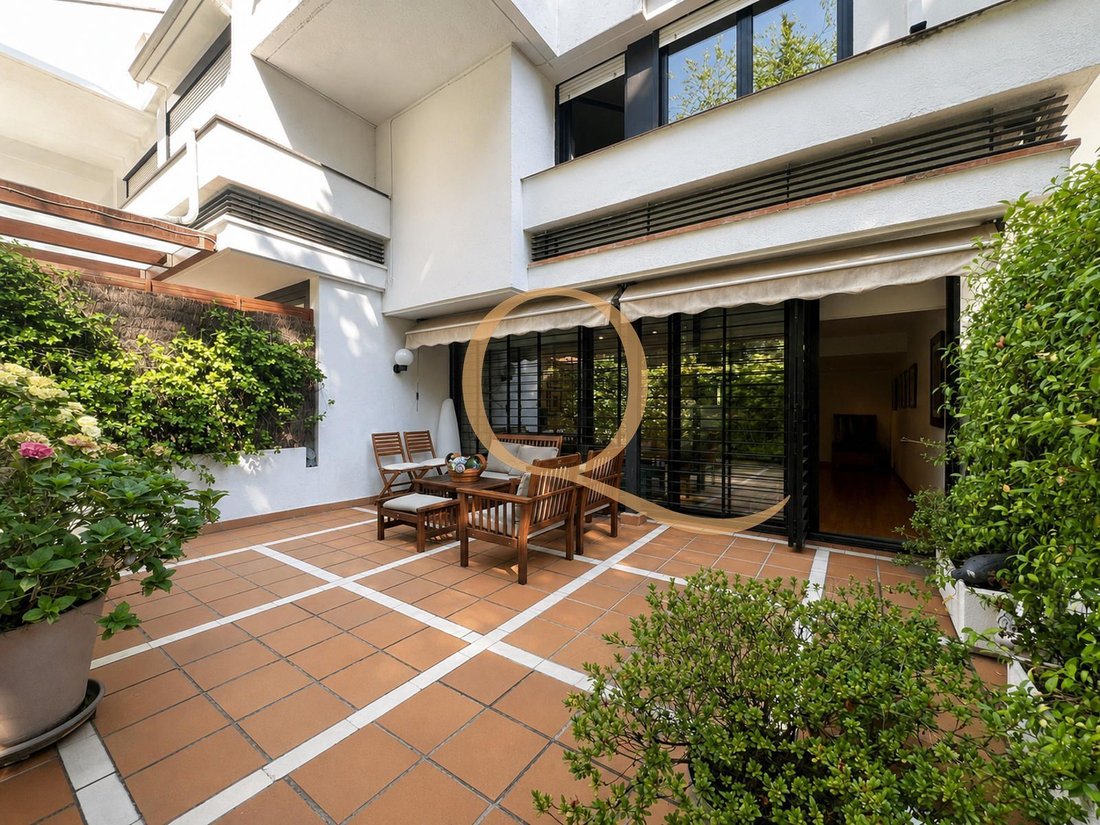 Townhouse in La Moraleja, Alcobendas, Comunidad de Madrid 1 - 18439237