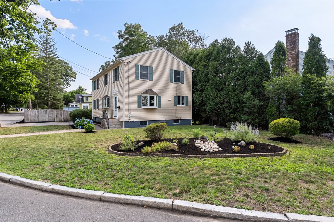 House in Arlington, Massachusetts, United States 4 - 18438718