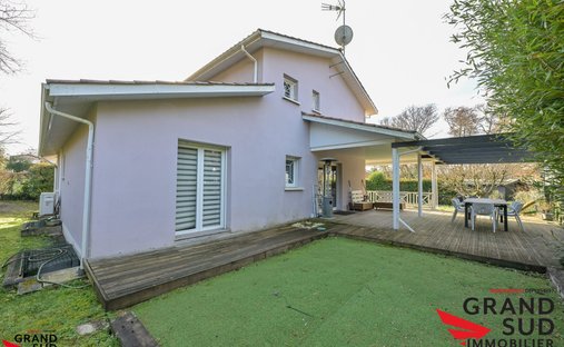 House in Centre, Léognan, France 1