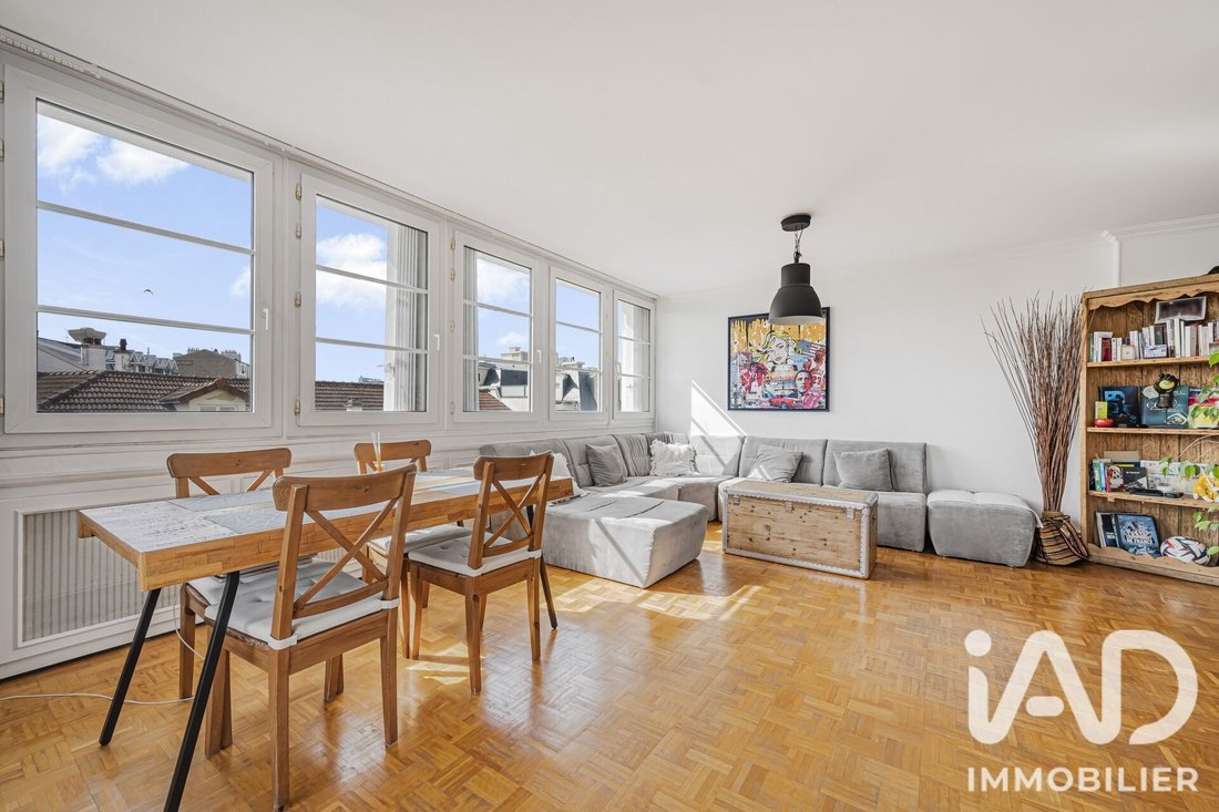 Apartment in Chateau Ridel, La Garenne-Colombes, France 4 - 18438639