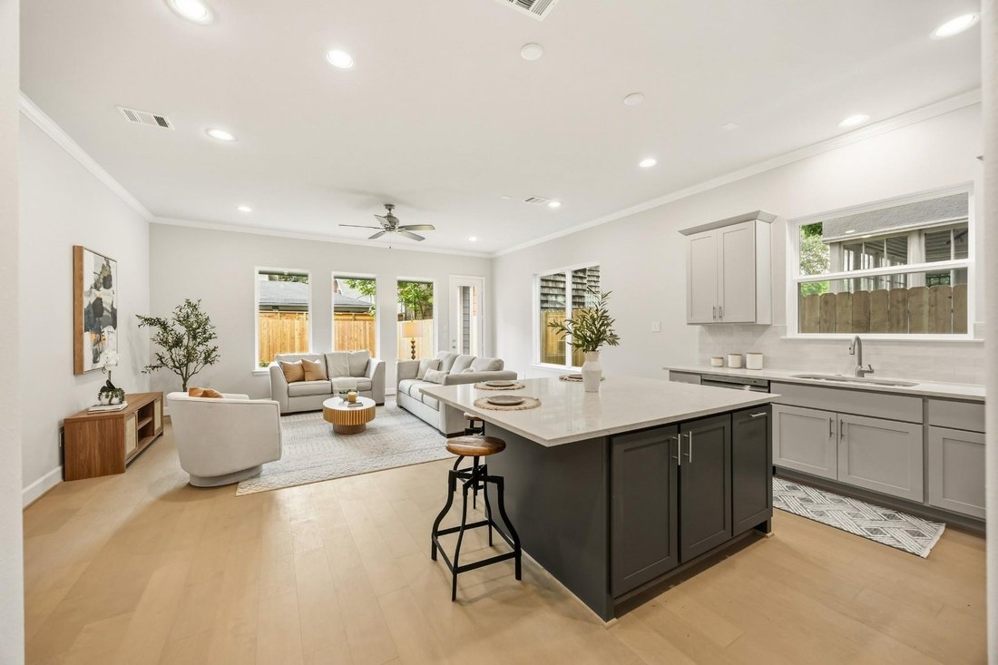 House in Houston, Texas, United States 3 - 18437400