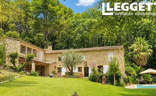 House in Grillon, Provence-Alpes-Côte d'Azur, France 1