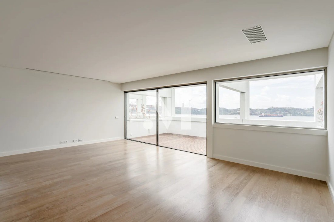 House in Alcantara, Lisbon, Portugal 5 - 18436085