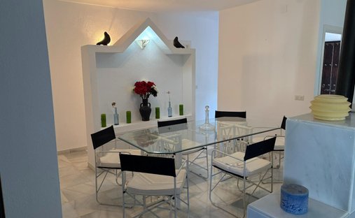 Villa in Elviria-Cabopino, Marbella, Spain 1