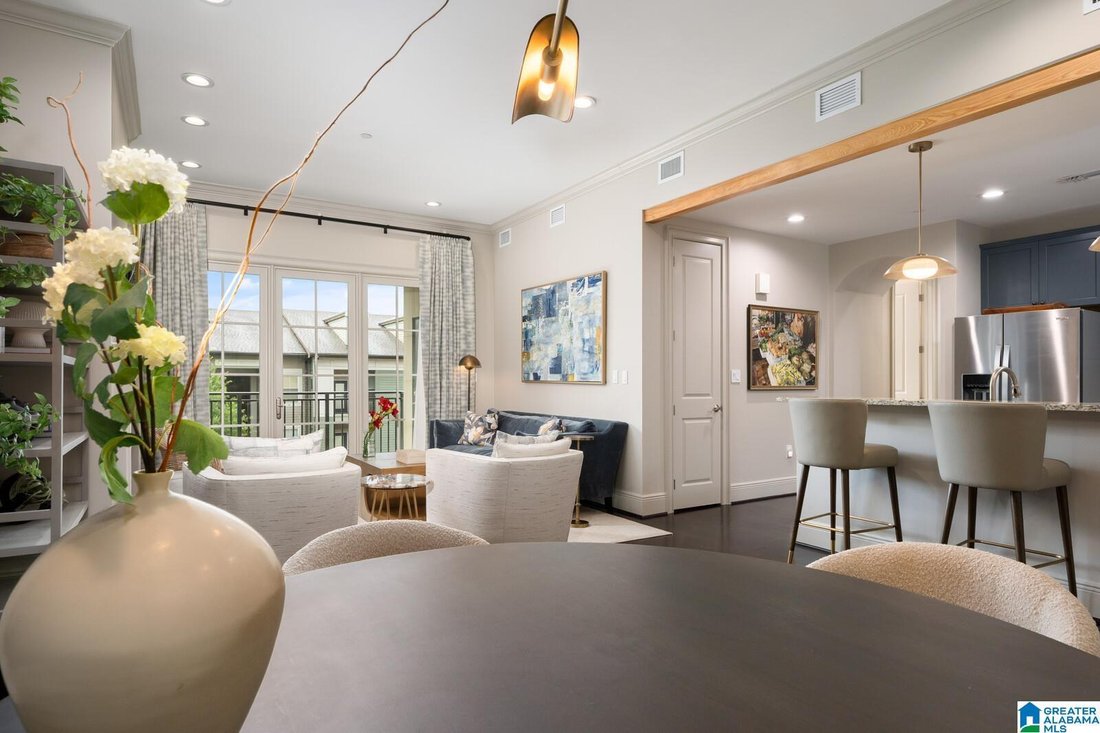Condo in Homewood, Alabama, United States 5 - 18442846
