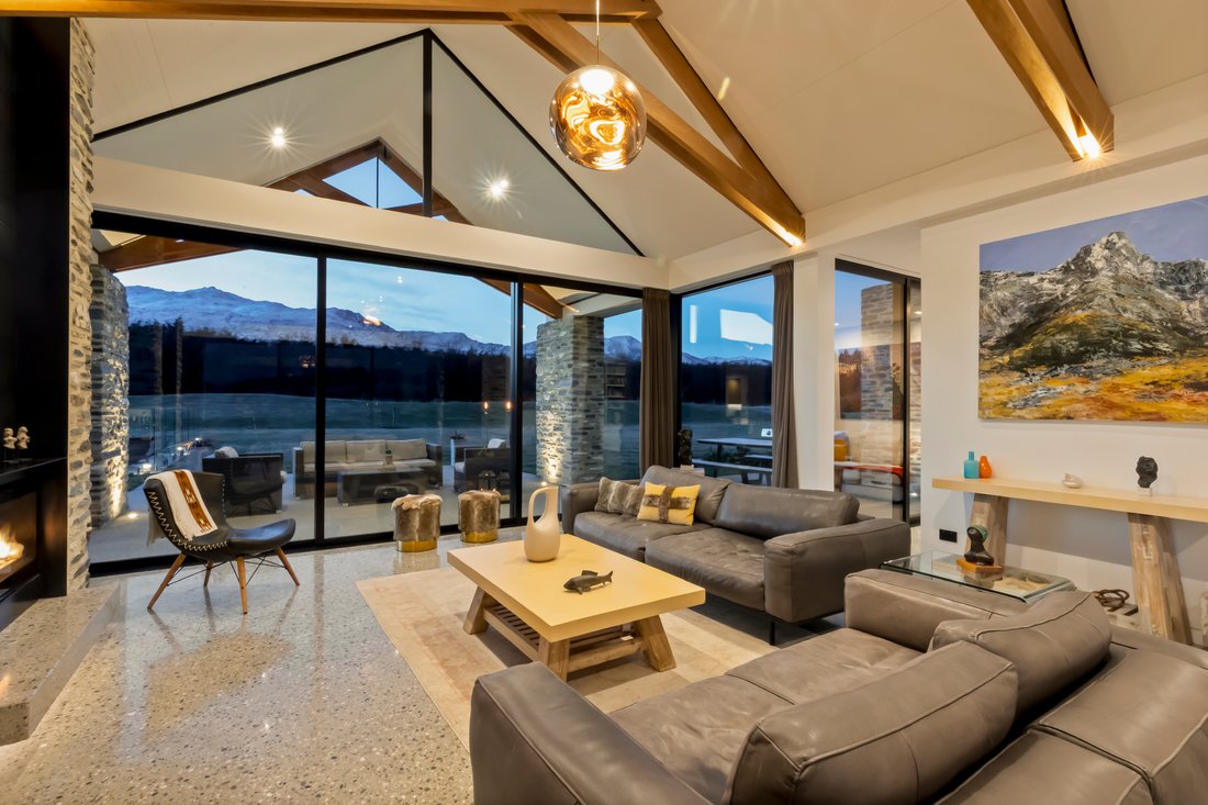 House in Queenstown, Otago, New Zealand 4 - 18367362