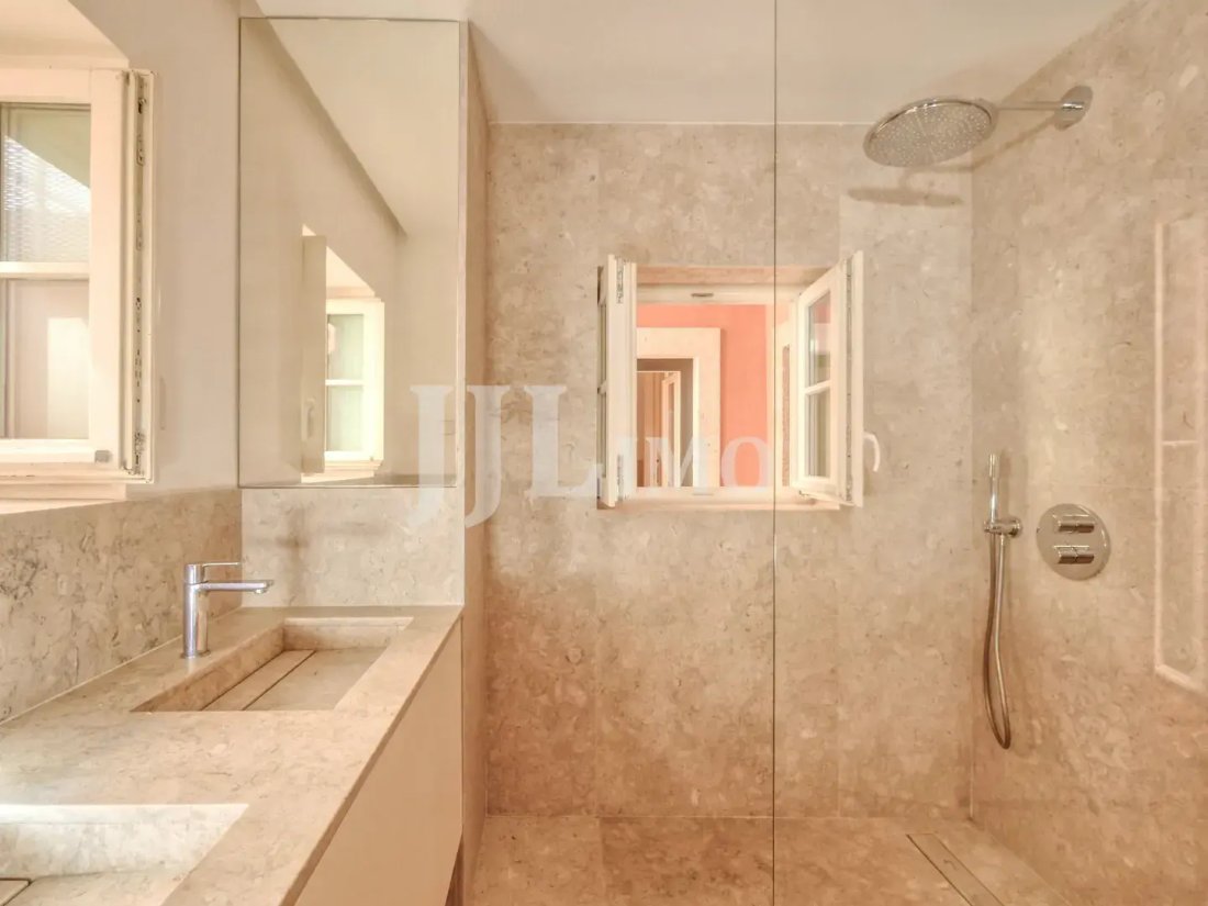 Apartment in Misericordia, Lisbon, Portugal 5 - 18436068